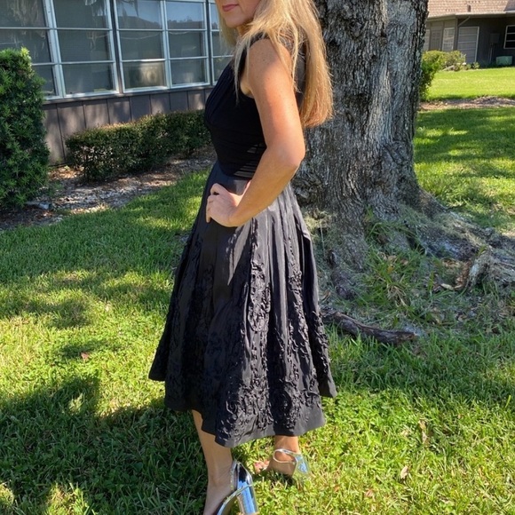 VTG Cach’e,Instantly Slimming,Ribbon Tapestry Adorned,Cinched-Waist Dress,Size 4 - Picture 8 of 13